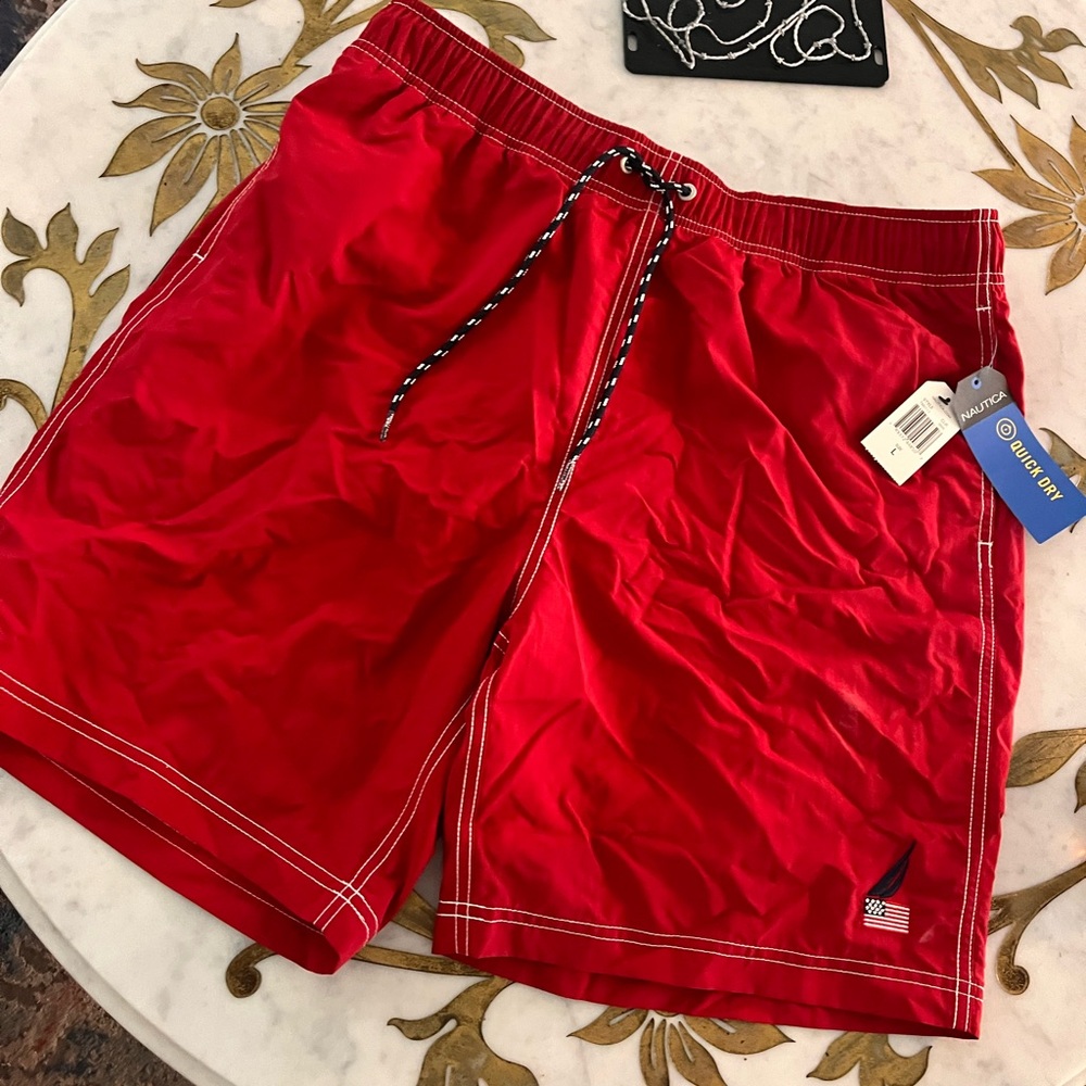 BNWT Men’s size Large Nautica red swim shorts